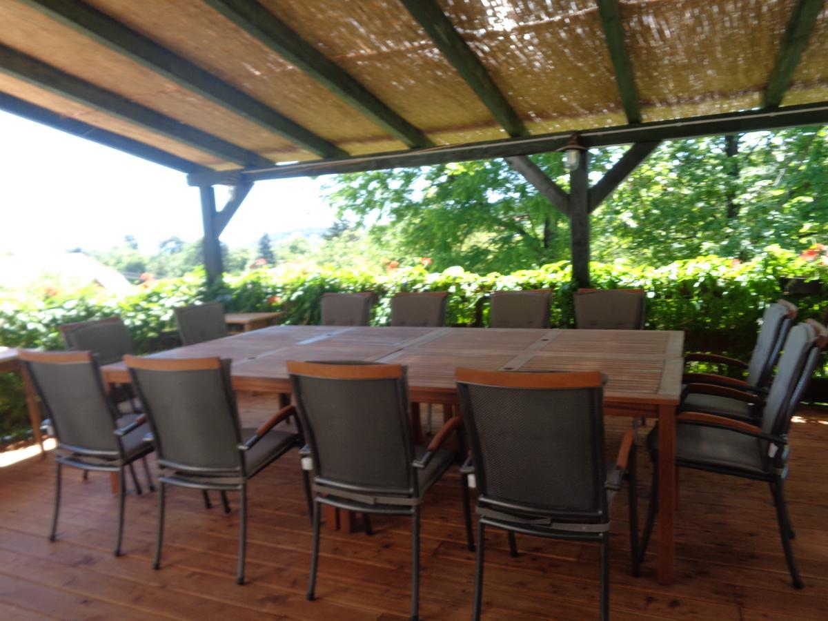 Arnyas Park Apartmanhaz Bed & Breakfast Balatonalmadi Exterior photo