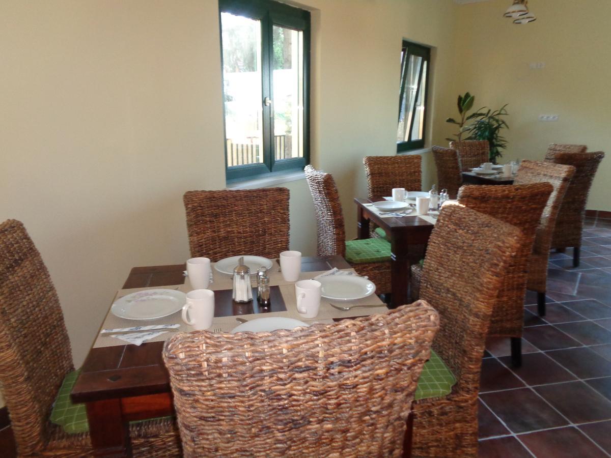 Arnyas Park Apartmanhaz Bed & Breakfast Balatonalmadi Exterior photo